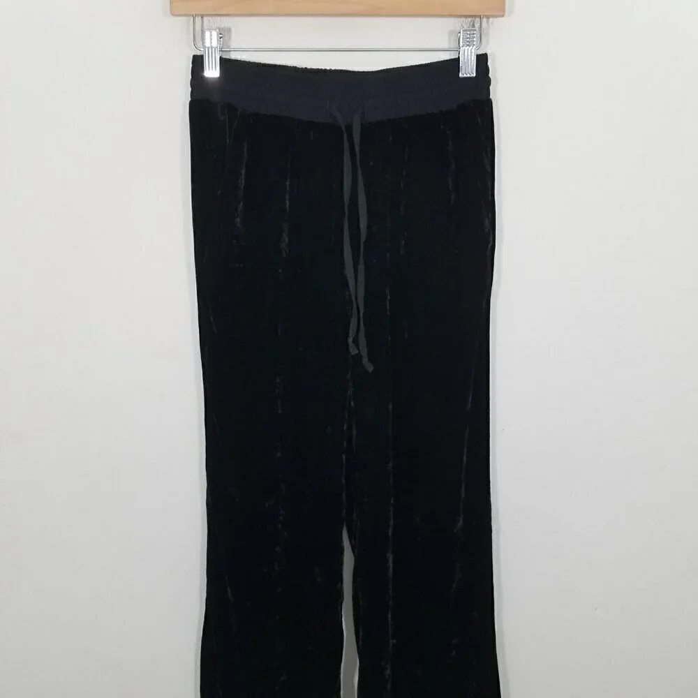 CAbi Velvet Pull-On Pants Black Size XS - Picture 3 of 7
